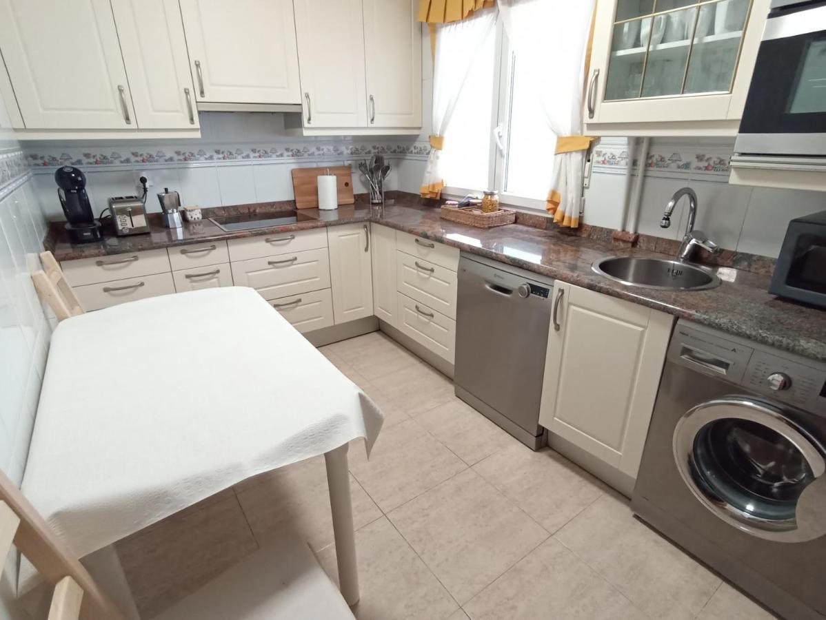 Apartamento De 120M2 Al Lado De Cabarceno Saron Dış mekan fotoğraf