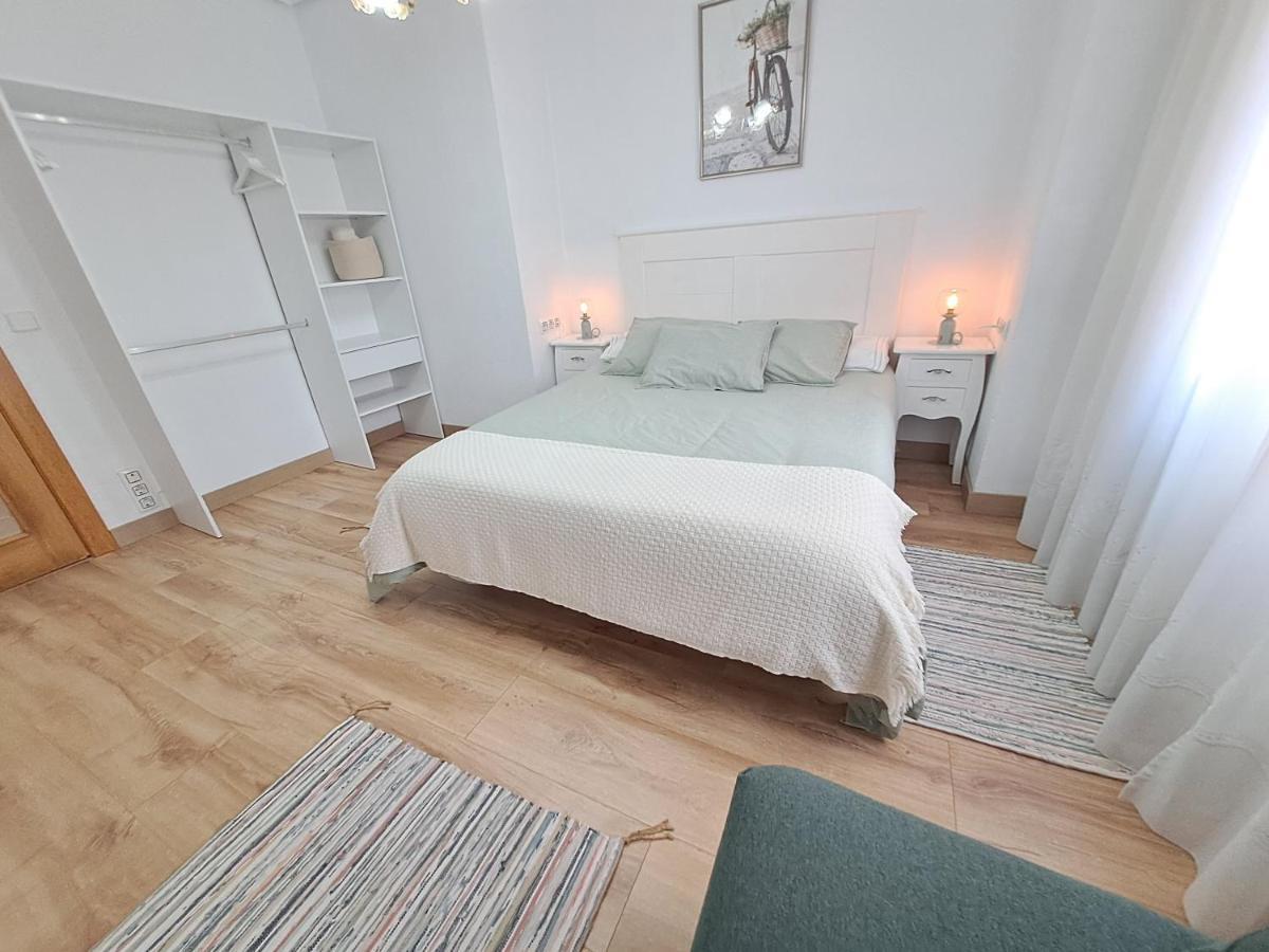 Apartamento De 120M2 Al Lado De Cabarceno Saron Dış mekan fotoğraf